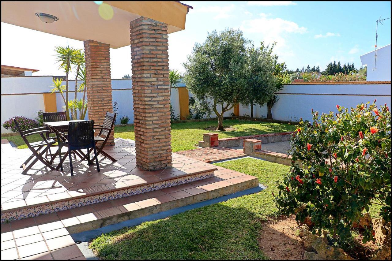 Chalet con piscina en Roche Viejo Conil De La Frontera Exterior foto